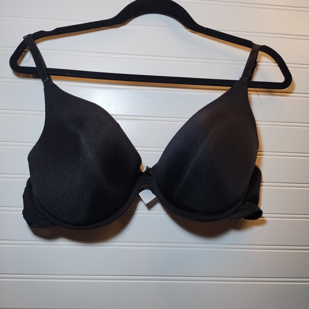 Secret Treasures Women Black Underwire T-Shirt Bra 40D Style 42301